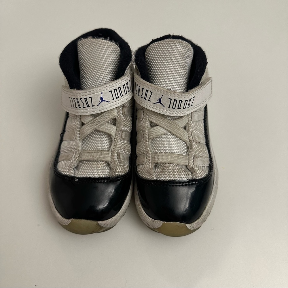 Nike air Jordan concords toddler 10C